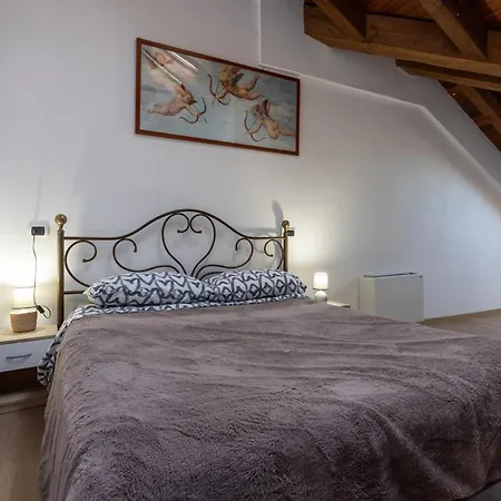Dante's Skyloft - Loft Stazione Apartamento
