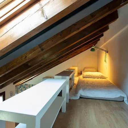 Dante's Skyloft - Loft Stazione Apartamento
